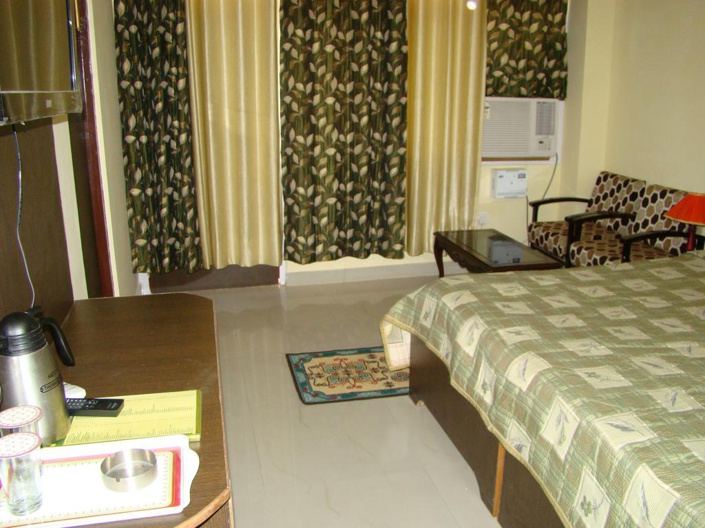 Munish Resorts Mandi Buitenkant foto