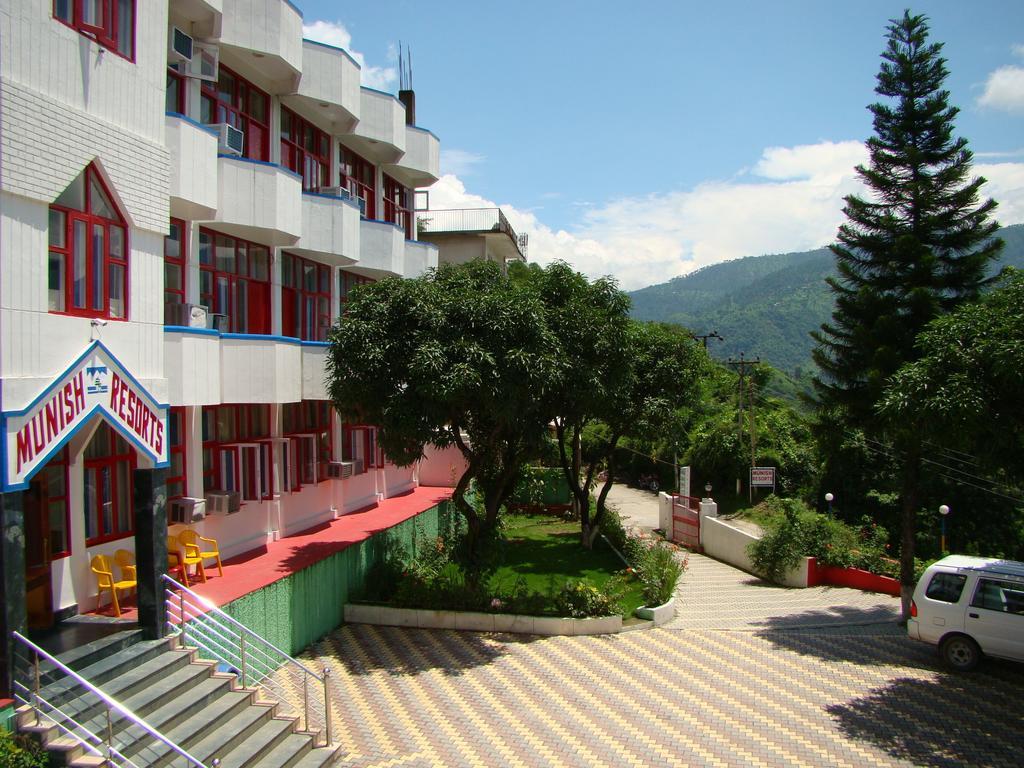 Munish Resorts Mandi Buitenkant foto